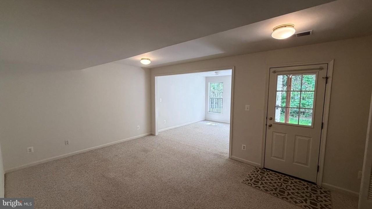 13643 Saint Johns Wood Pl - Photo 4 of 32