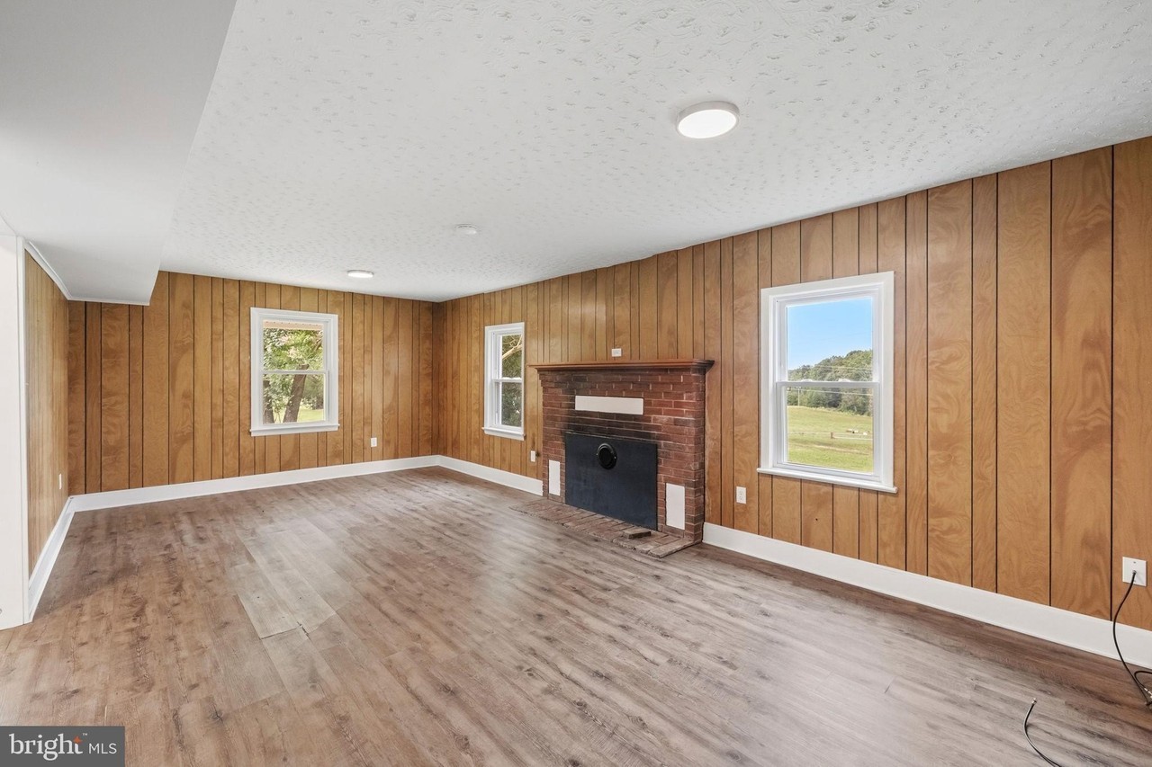 1457 Caledon Rd - Photo 6 of 39