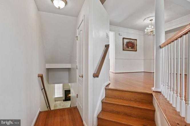 22052 Dilworth Sq - Photo 4 of 33