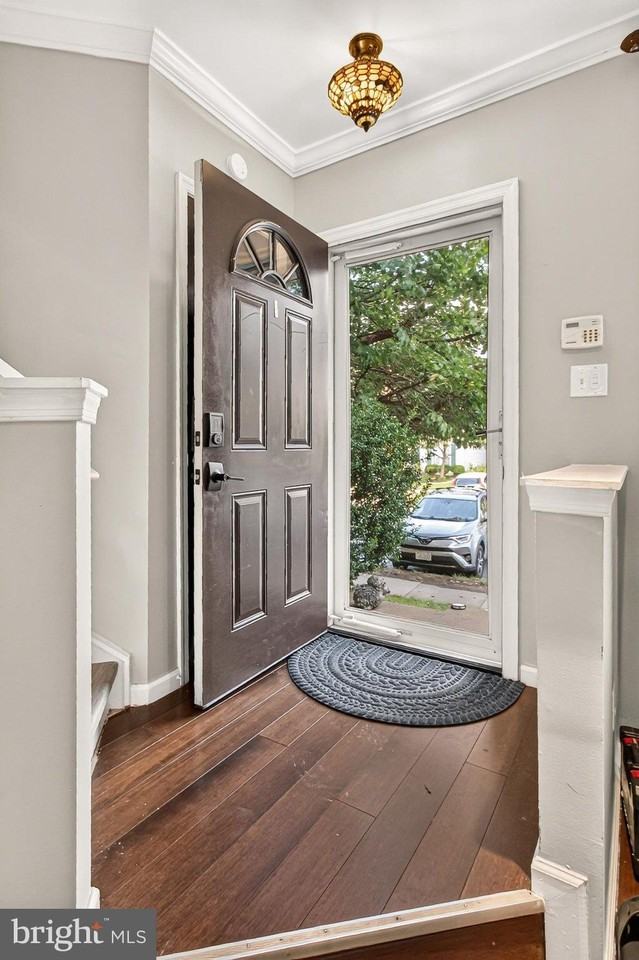 12415 Selkirk Cir - Photo 6 of 42