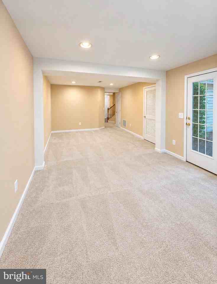 1469 Fawn Hollow Ln - Photo 3 of 22