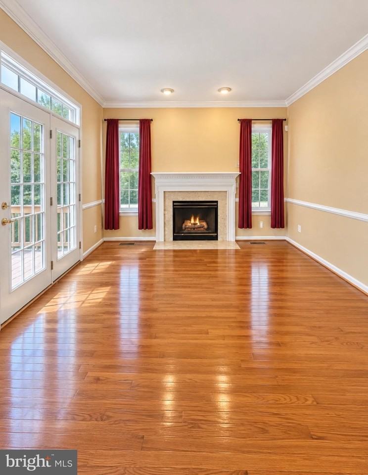 1469 Fawn Hollow Ln - Photo 4 of 22