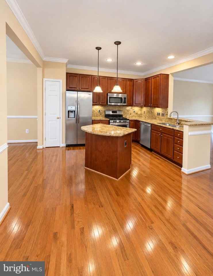 1469 Fawn Hollow Ln - Photo 6 of 22