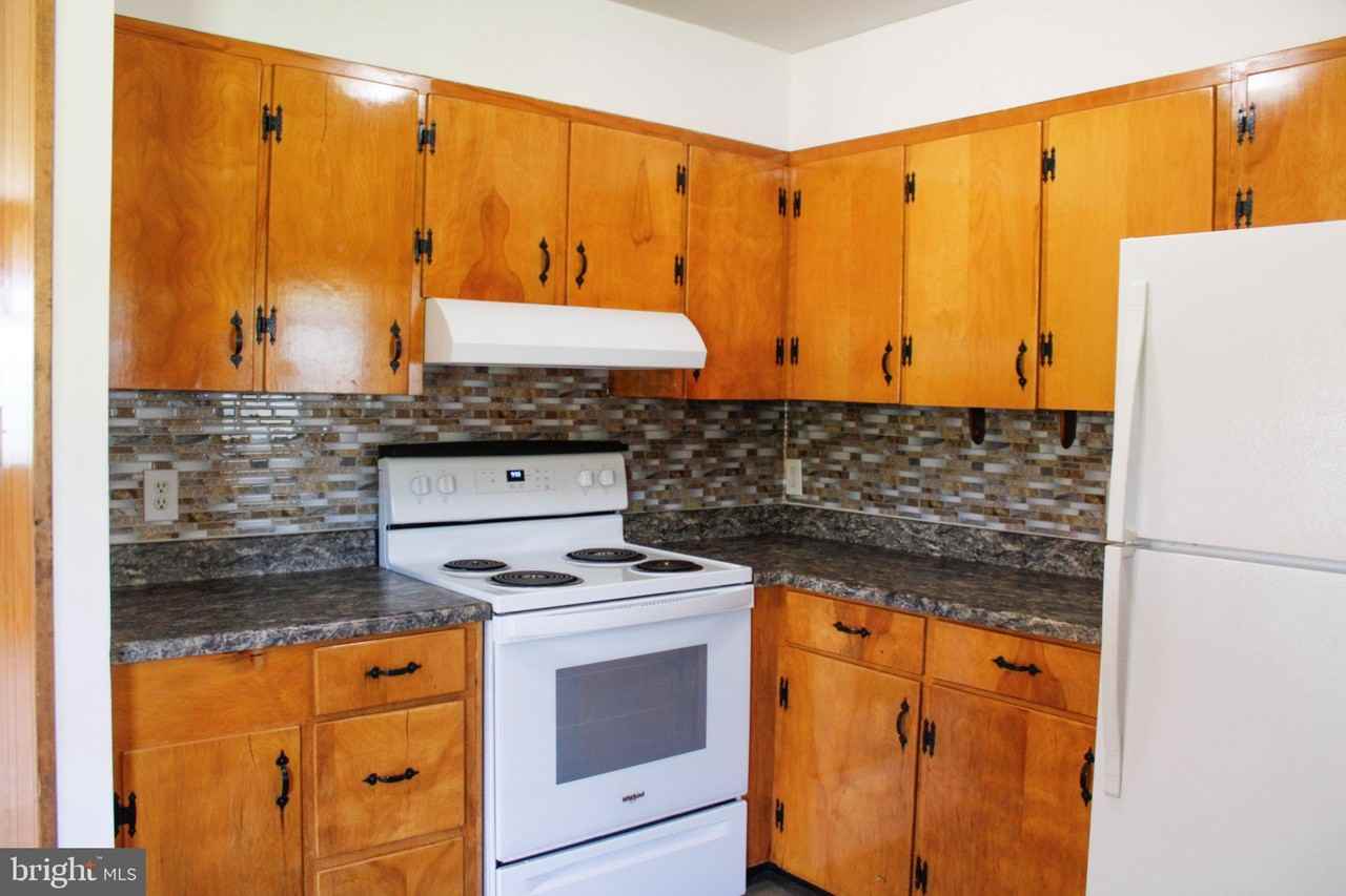 481 Riffey Ln - Photo 7 of 30
