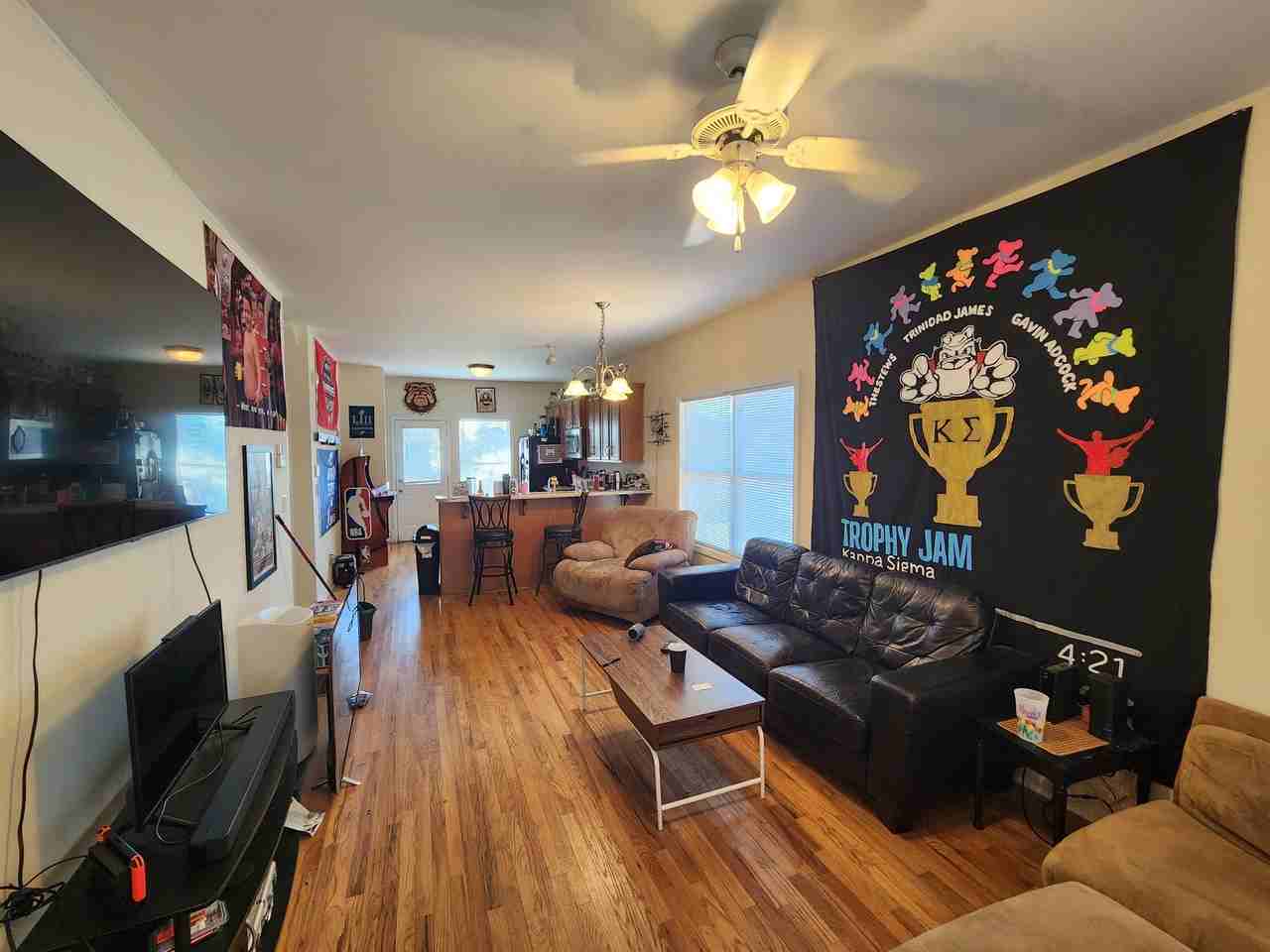 202 Little St #1 - Photo 7 of 29