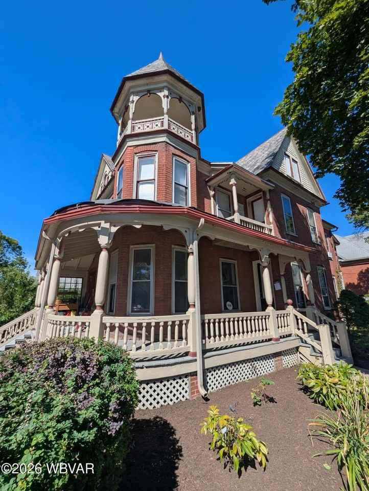 400 Rural Ave