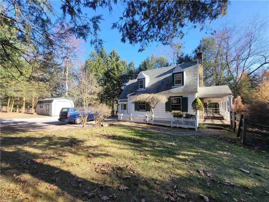 3209 Deer Path Ln - Photo 2 of 47