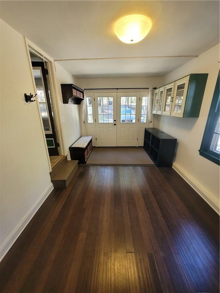 3209 Deer Path Ln - Photo 3 of 47