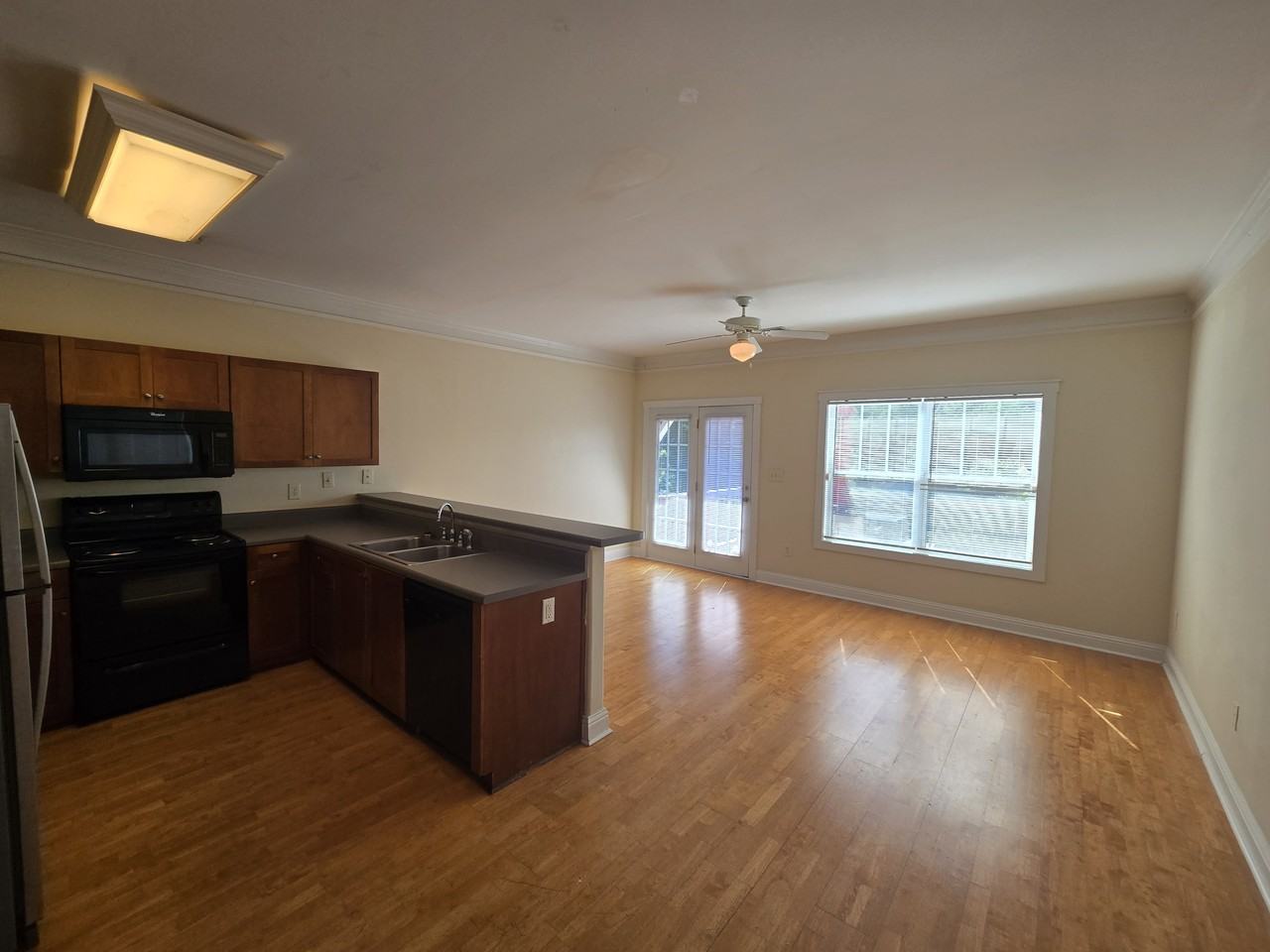 178 Magnolia Bluff Dr #2 - Photo 5 of 19