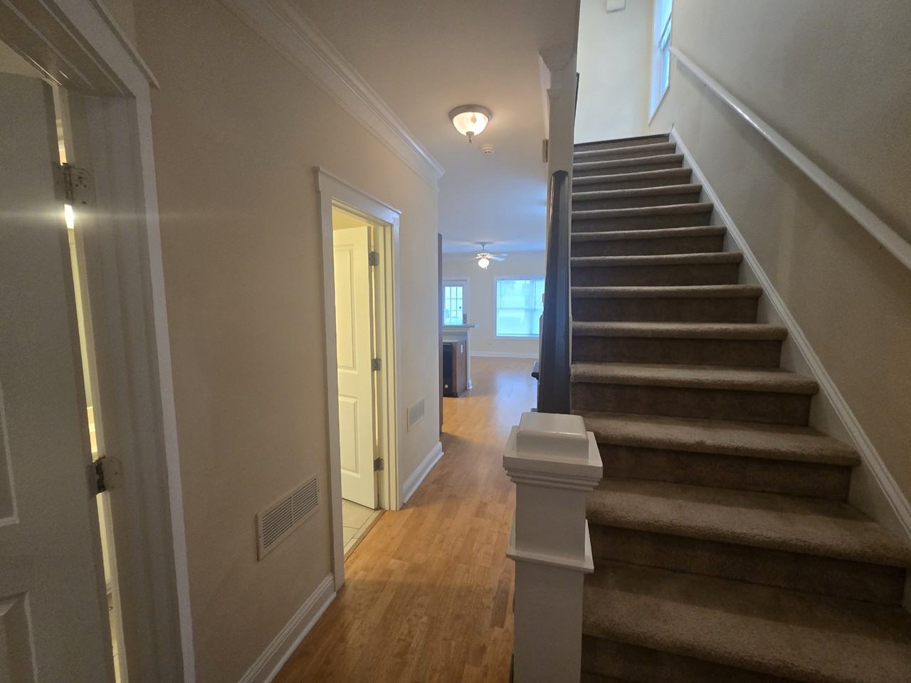 260 Ruth St #1 - Photo 3 of 18