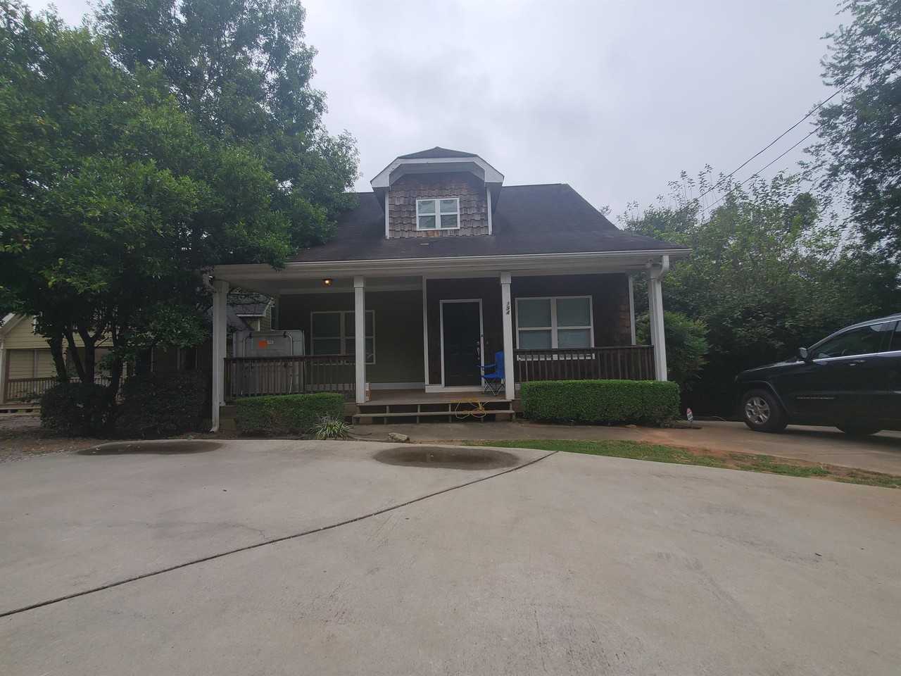 194 Little St #4 - Photo 2 of 2