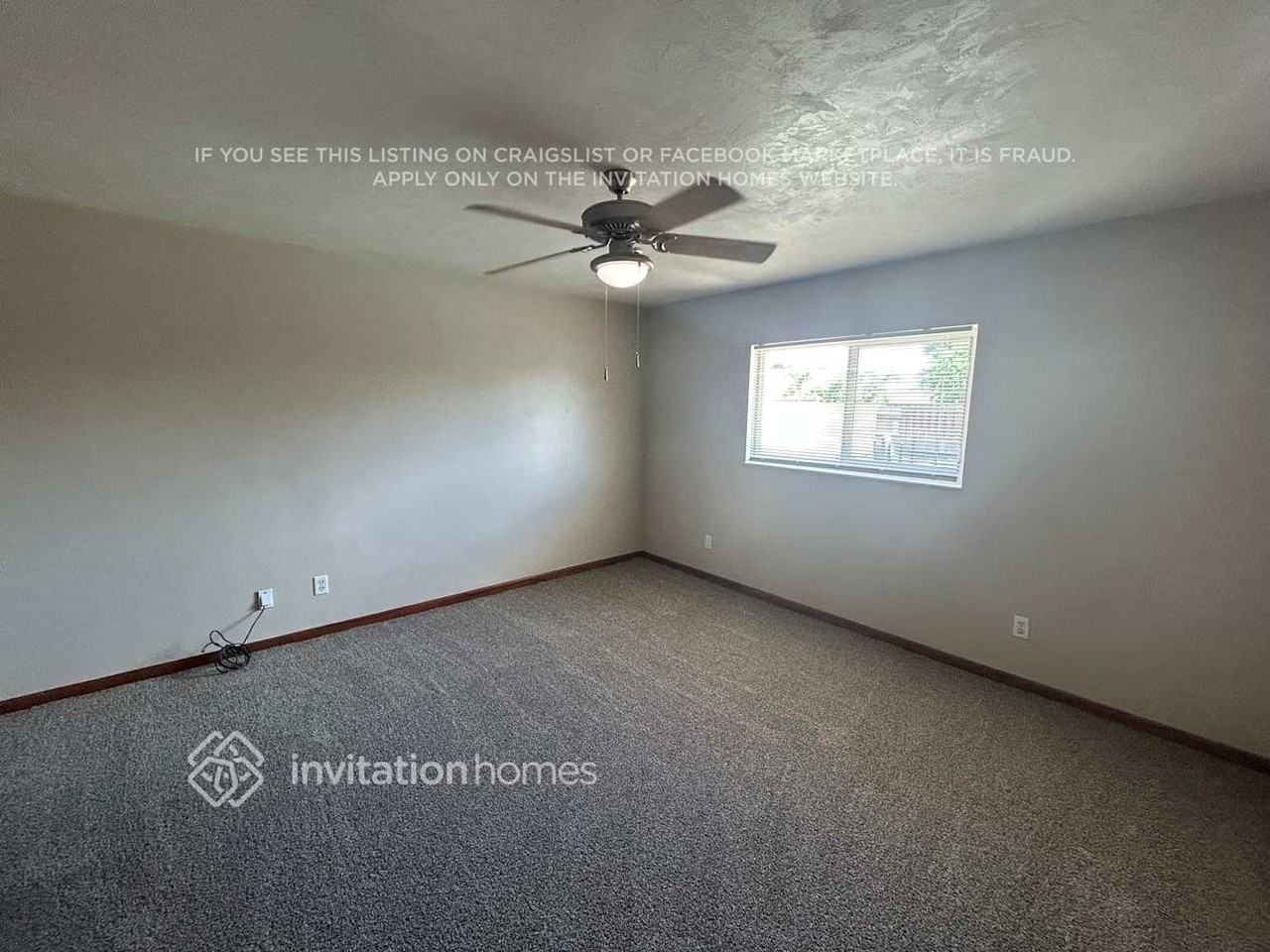 459 Se 17th Ave - Photo 7 of 12