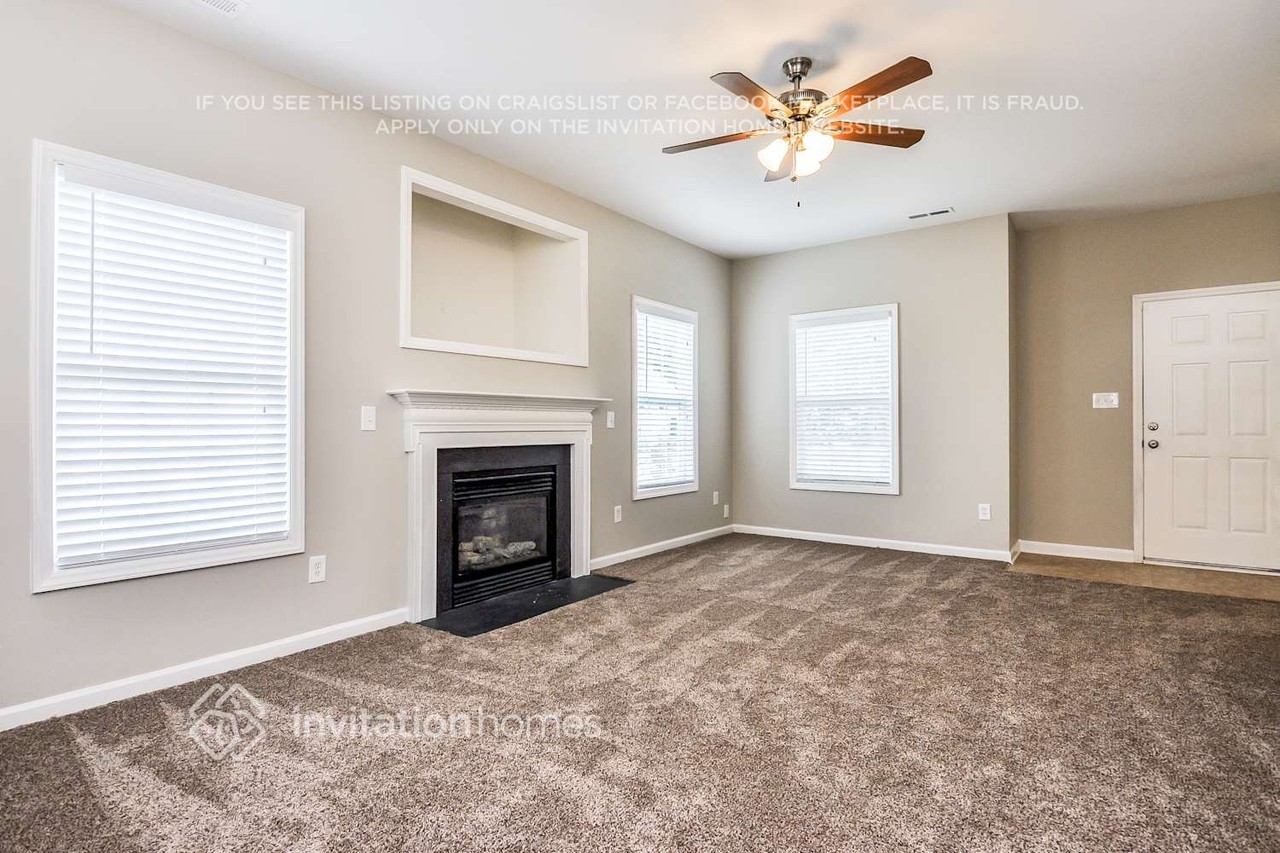 1216 Heritage Manor Dr - Photo 7 of 16
