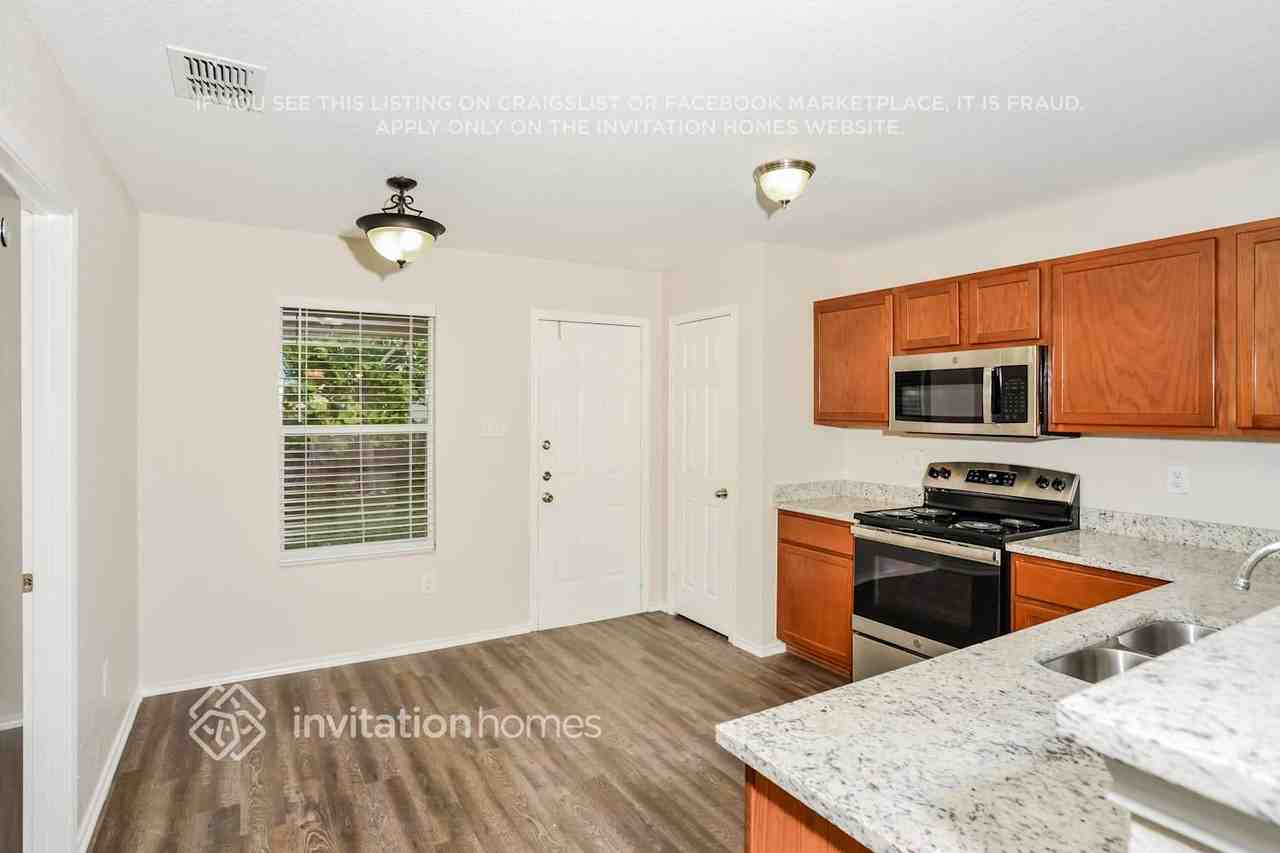 8503 Silver Brush - Photo 4 of 16