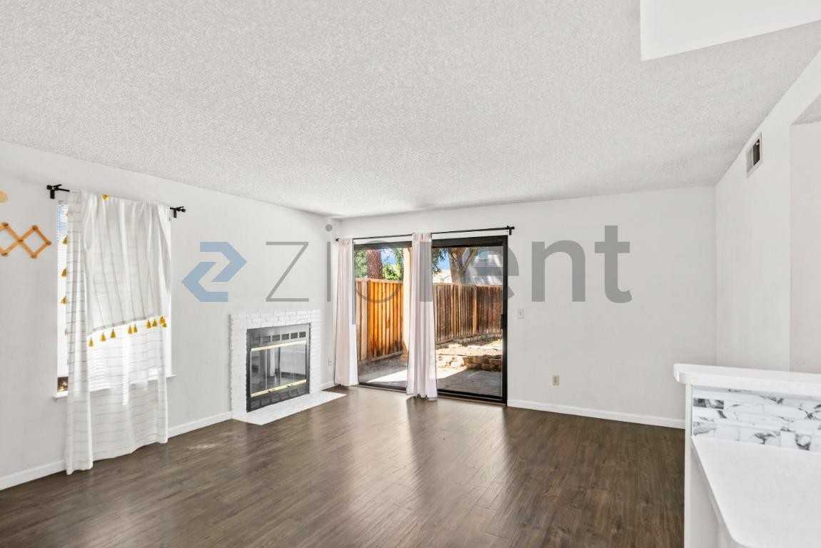 38753 Huntington Cir - Photo 6 of 29