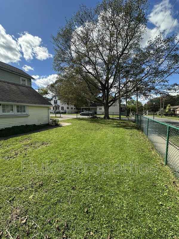 48 Bradford St - Photo 2 of 16