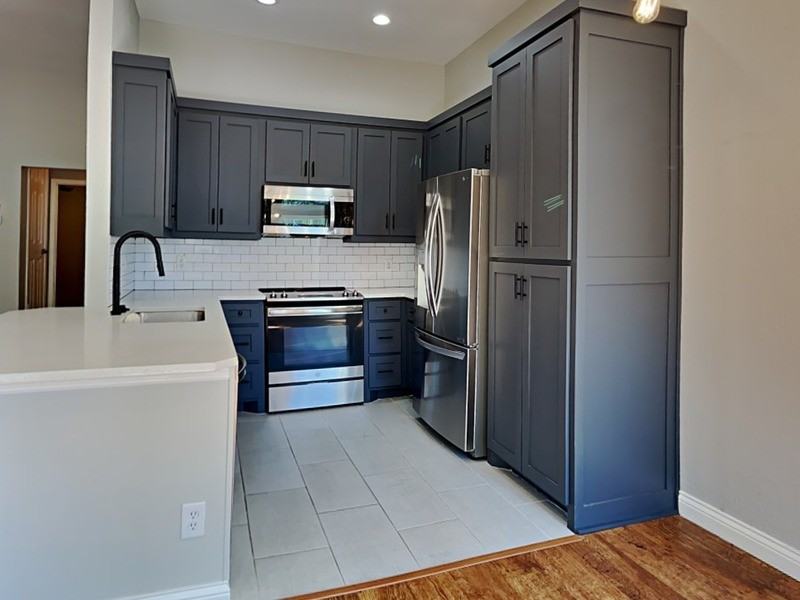 250 Pinyon Ln - Photo 5 of 17
