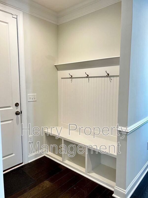 1639 Wimberly Rd - Photo 3 of 34