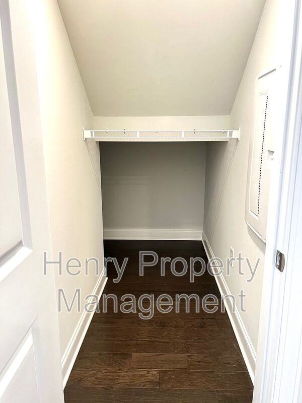 1639 Wimberly Rd - Photo 6 of 34
