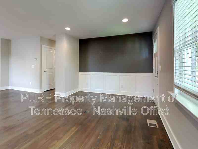 2325 Riverside Dr - Photo 4 of 49