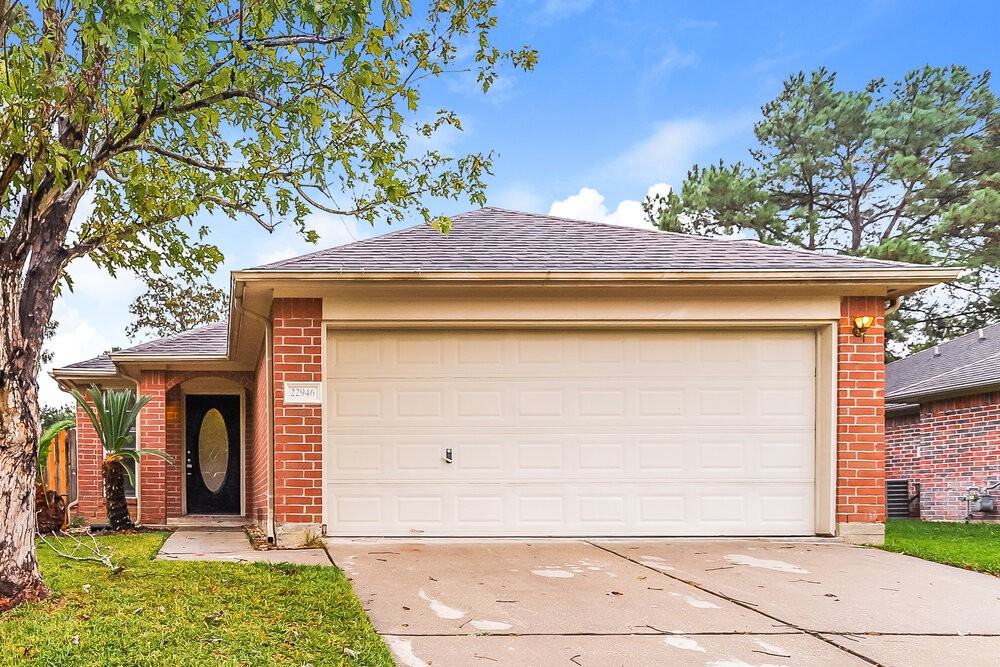 22946 Sugar Bear Dr