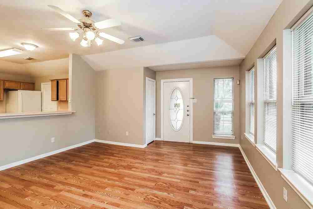 22946 Sugar Bear Dr - Photo 5 of 16