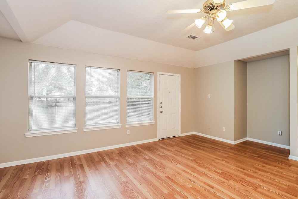 22946 Sugar Bear Dr - Photo 6 of 16