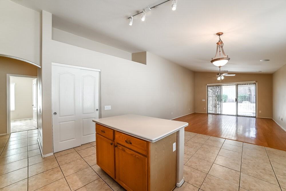 6660 W Monona Dr - Photo 6 of 16