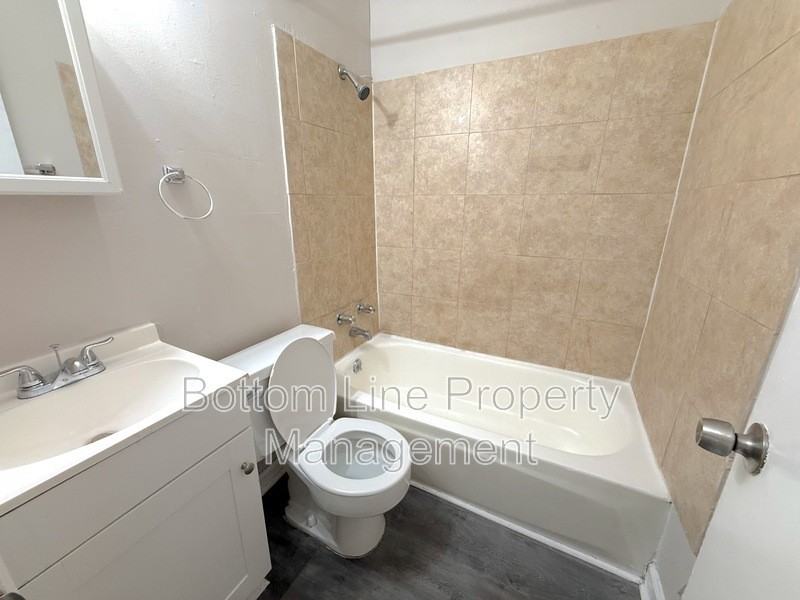 2728 Remington St #1 - Photo 6 of 10