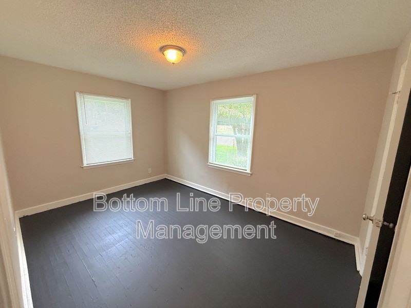 2728 Remington St #1 - Photo 7 of 10