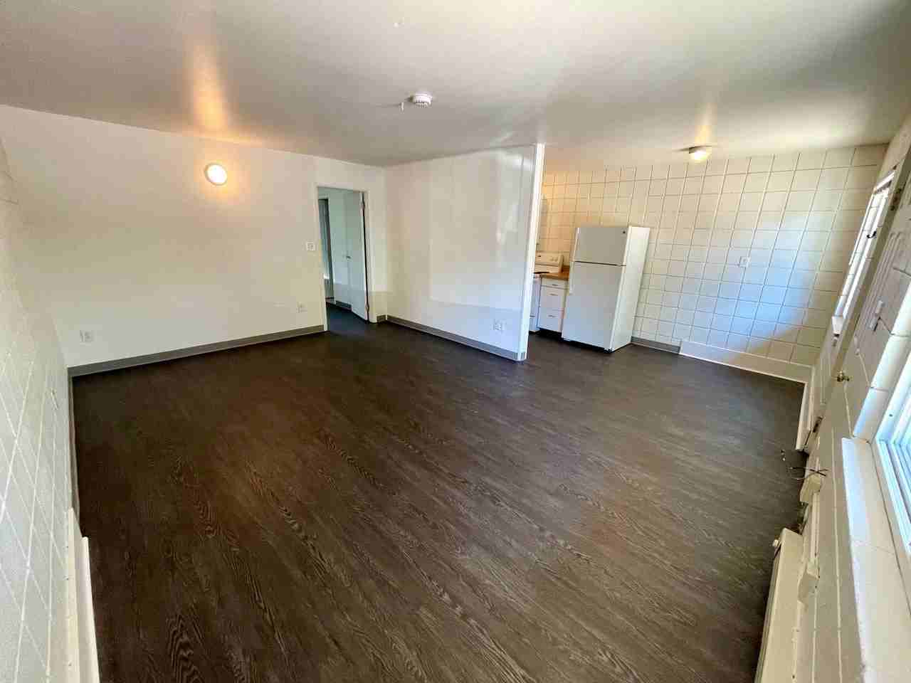 509 S Bryan Ave - Photo 7 of 19