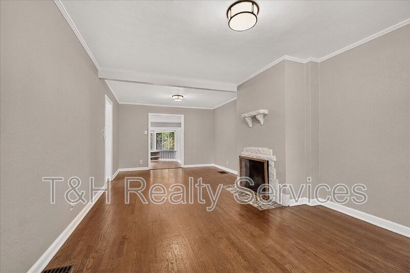 5942 Haverford Ave - Photo 6 of 30