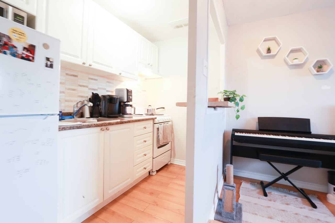90 Willow Street #204 - Photo 4 of 8