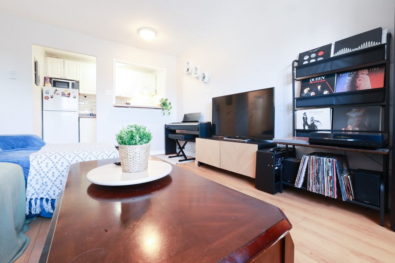 90 Willow Street #204 - Photo 2 of 8