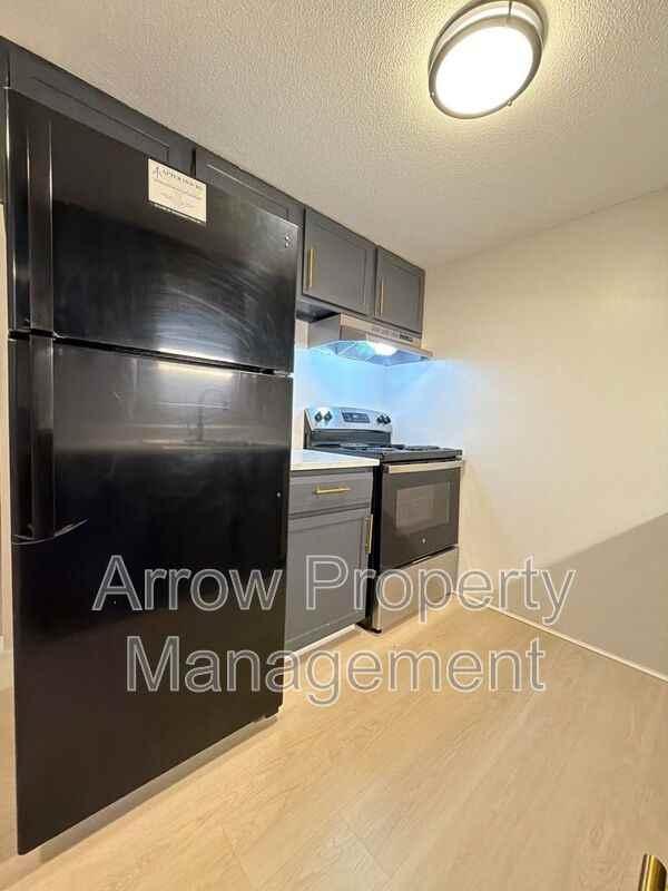 3619 N 60th St #27 - Photo 3 of 15