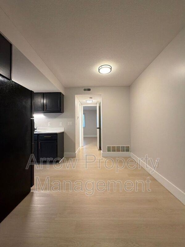 3619 N 60th St #27 - Photo 5 of 15