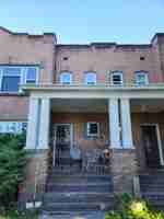 featured image of 542 S 3rd St W