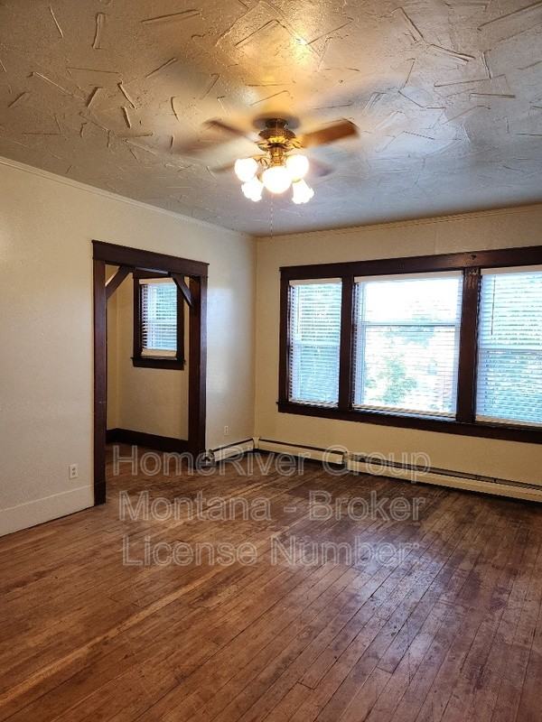 542 S 3rd St W - Photo 4 of 26