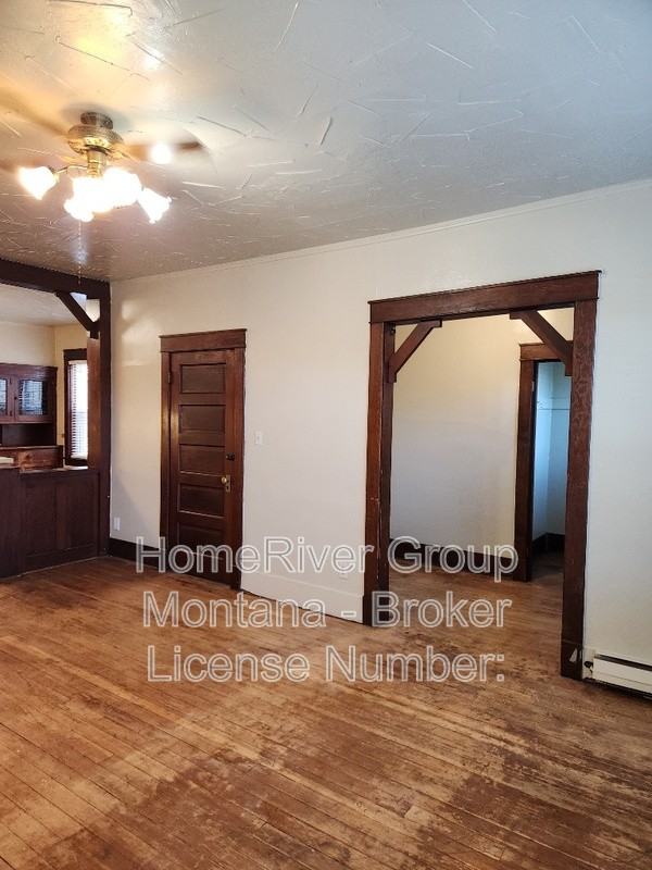 542 S 3rd St W - Photo 7 of 26