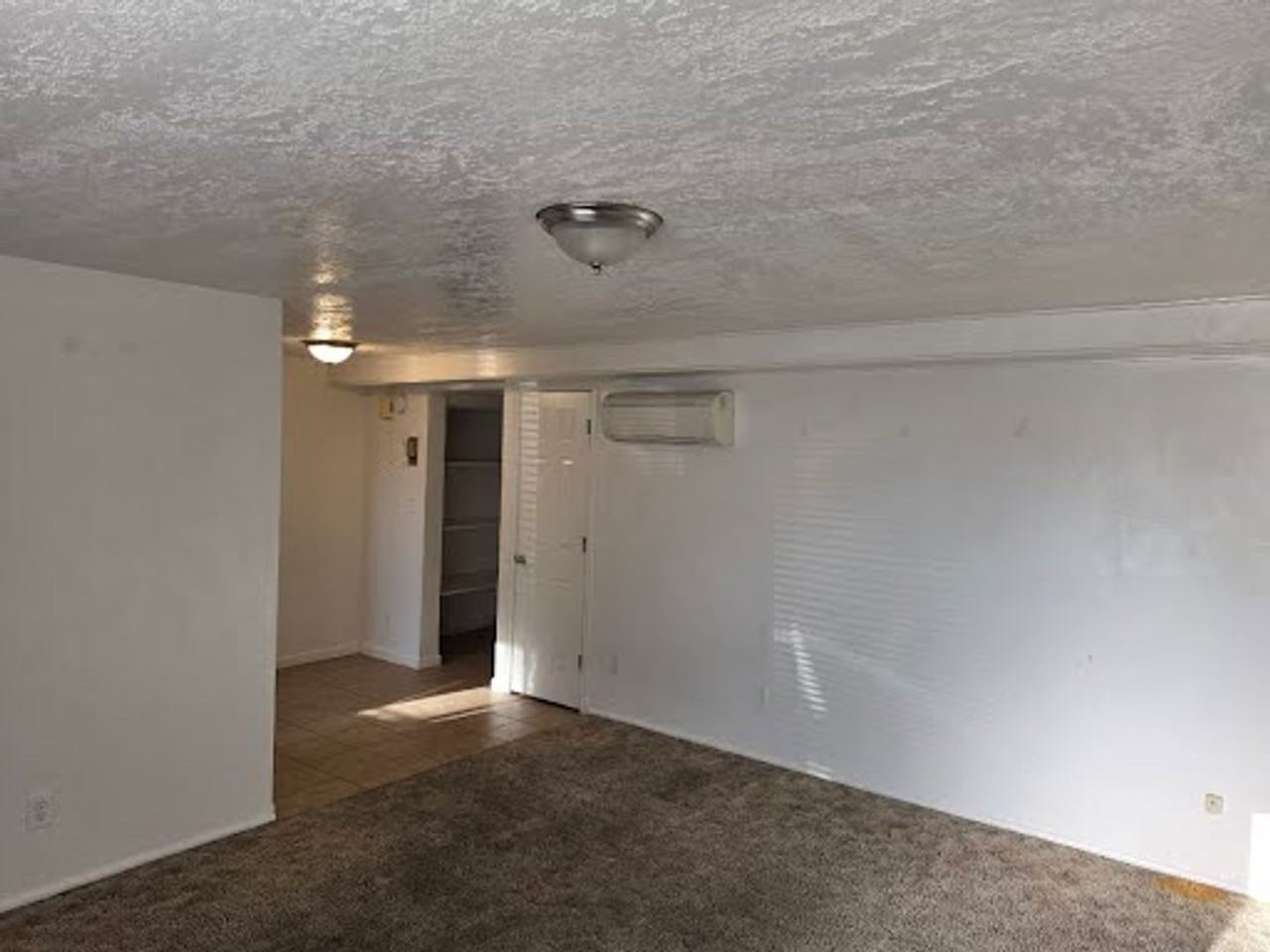 443 S State St #112 - Photo 4 of 7