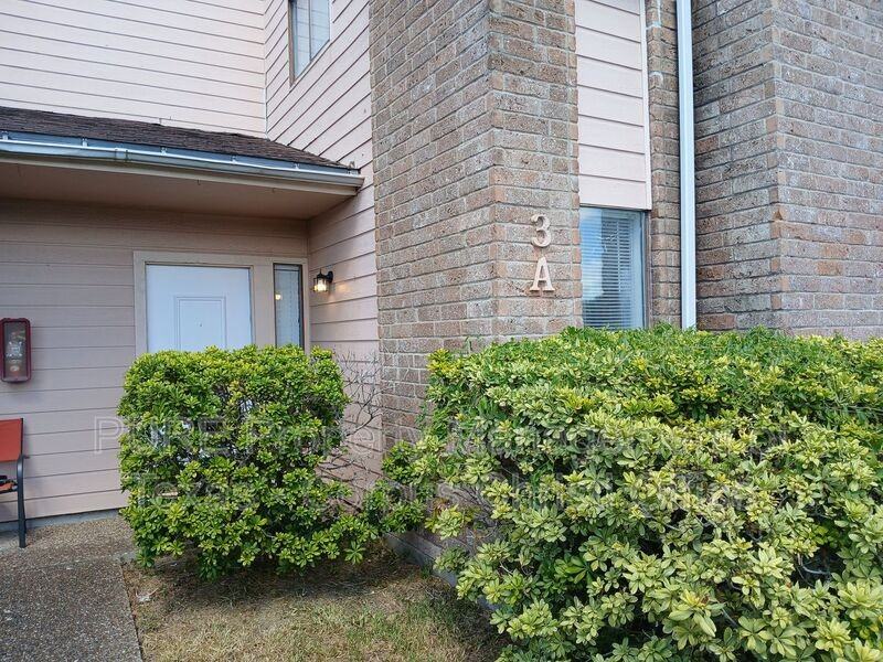 5001 Middlecoff Rd #3A