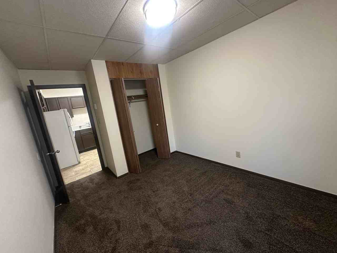 311 S Eaton Ave - Photo 6 of 9
