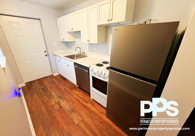581 Martin St Se #1 - Photo 4 of 10