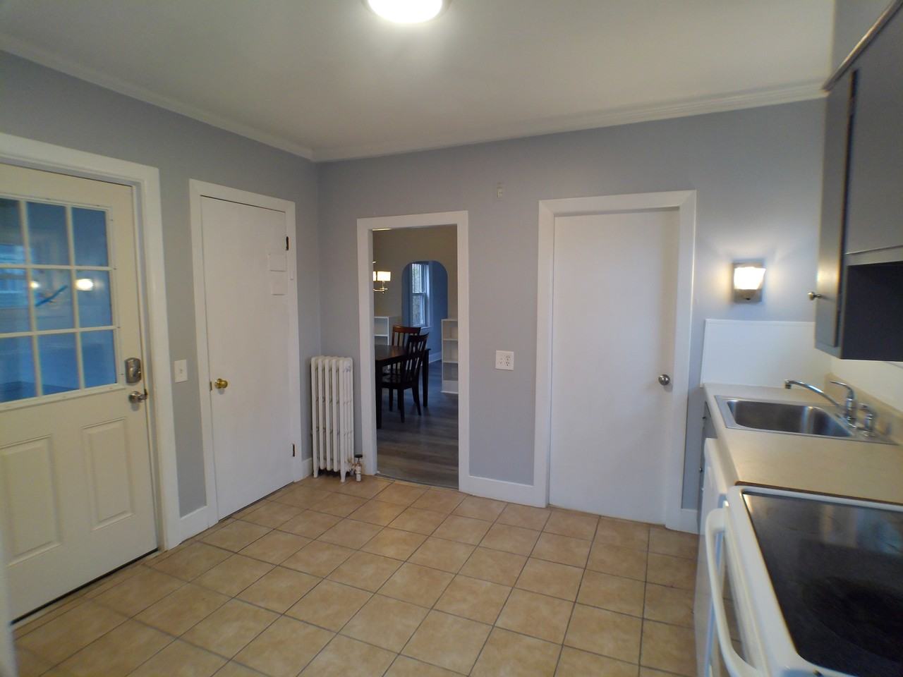 316 Smith St #1 - Photo 6 of 39