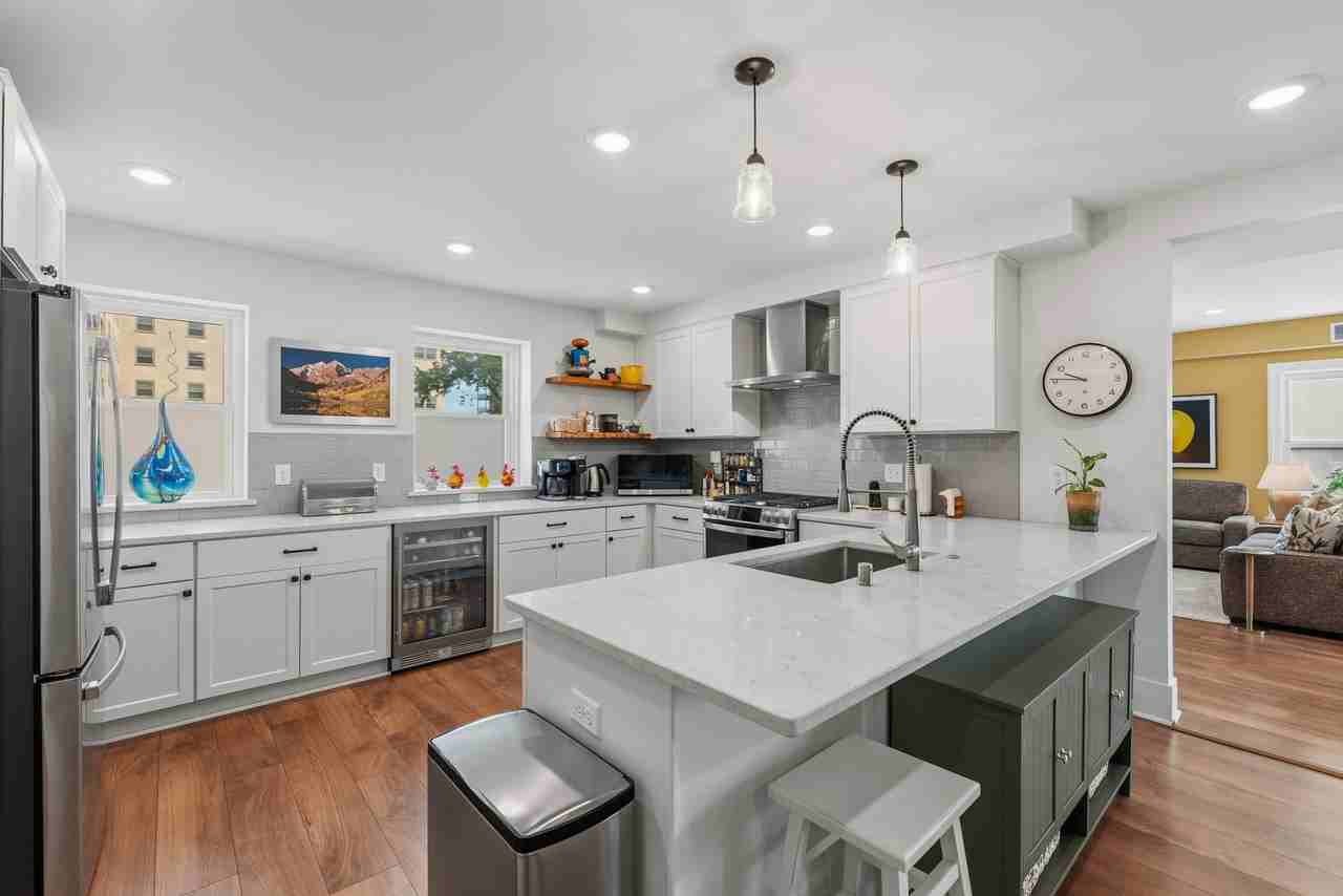 1042 East Juneau Avenue #3 - Photo 6 of 43