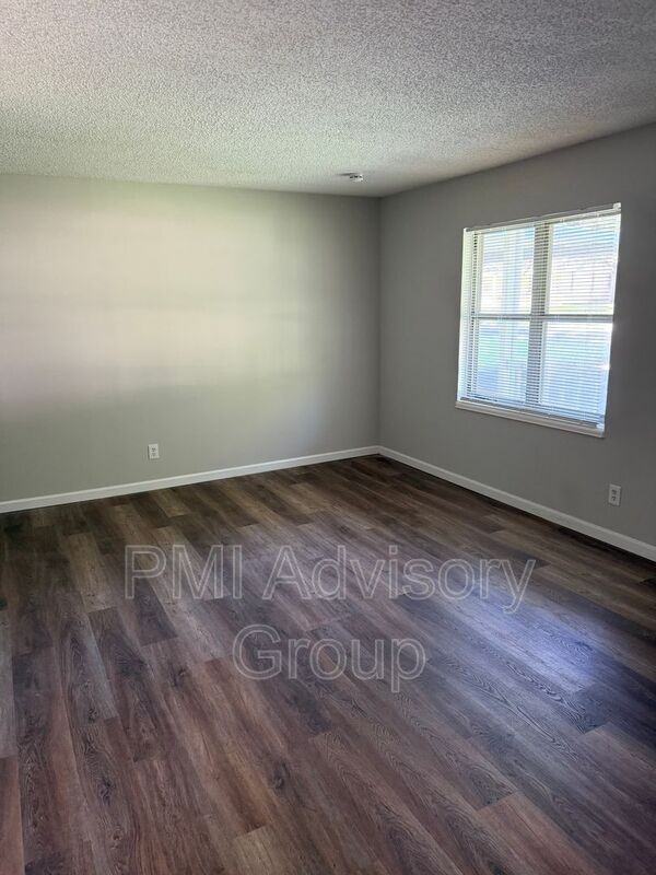 2521 Sw Sunset Rd - Photo 4 of 15
