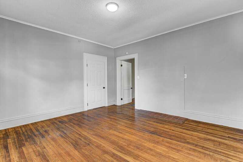 1639 Southern Ave #101 - Photo 7 of 28