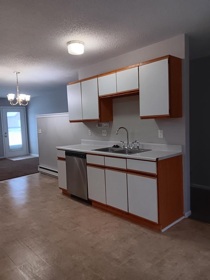 River Ridge Village - Photo 4 of 30
