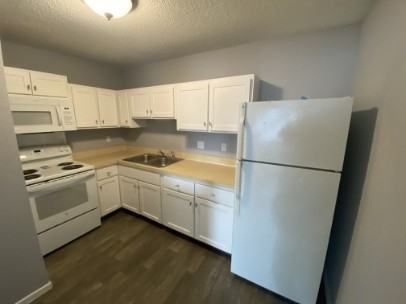 Walnut Village of Marine City - Photo 6 of 50