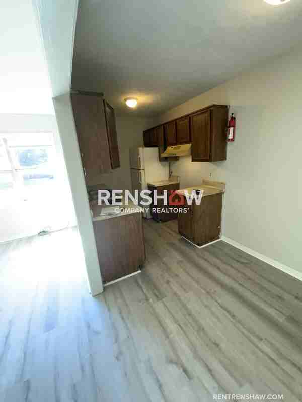 276 Greenfield Dr #B - Photo 4 of 12
